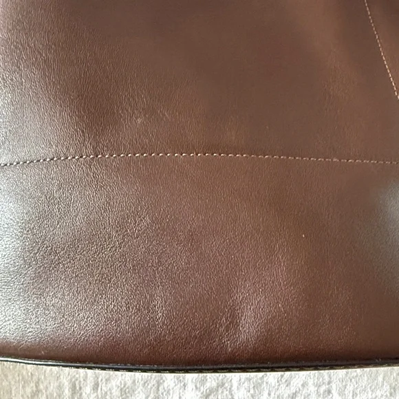 2025 updated Coach Bleecker Bucket Bag in Maple - Picture 8 of 15